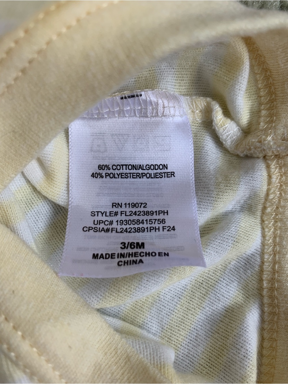 3/6M Winnie the Pooh Disney Baby Romper and Onesie Set - Picture 10 of 11